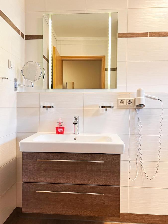 Fewo-Zimmer-Auszeit Drahnsdorf Exteriör bild